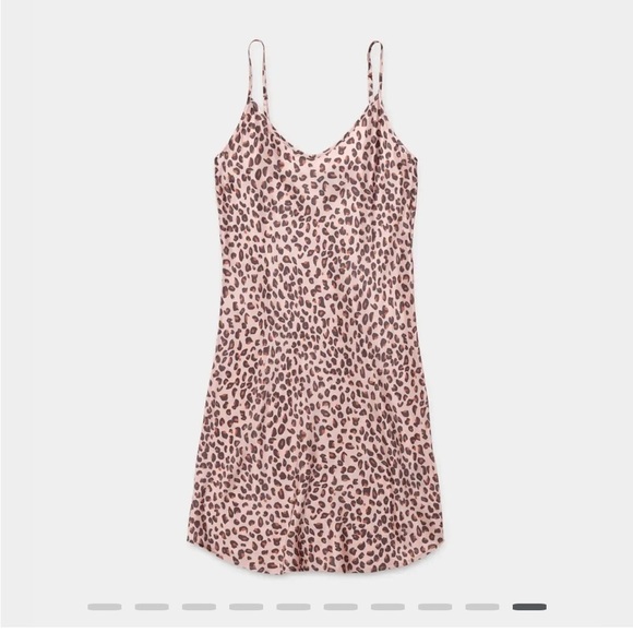 UGG Theda Slip‎ Dress M - Picture 1 of 6